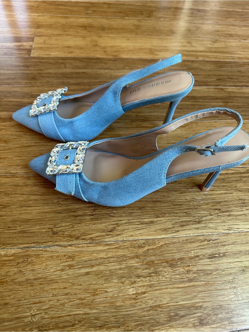 MADDEN GIRL Women 7.5 Denim Rhinestone Buckle Slingback Pointed Toe Heels - Picture 3 of 6